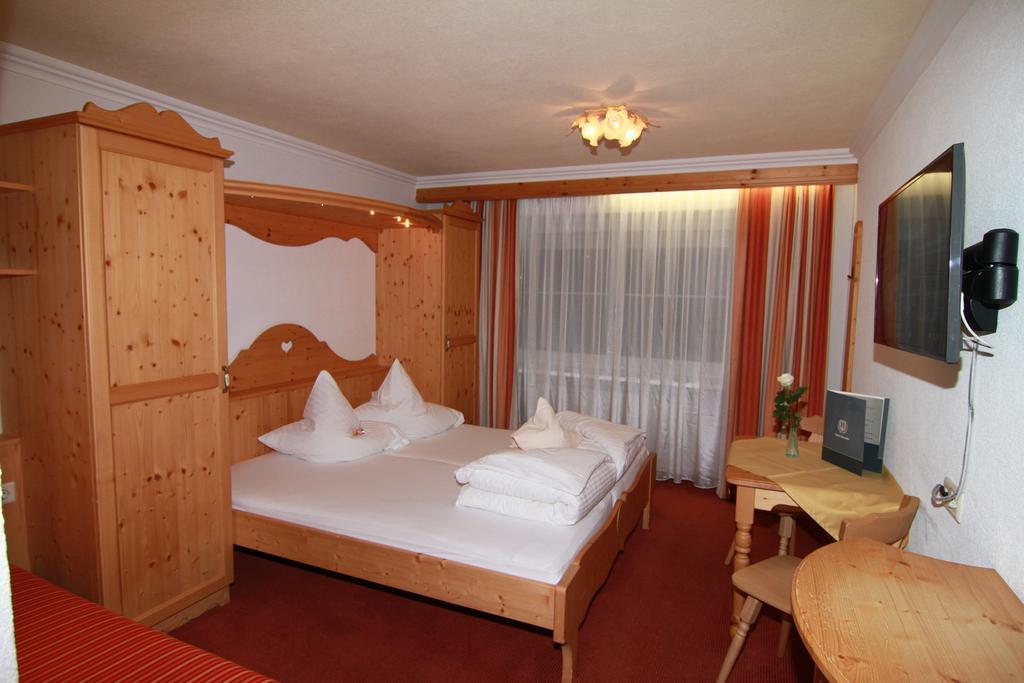 Mutmanoer Hotel Ischgl Exterior photo